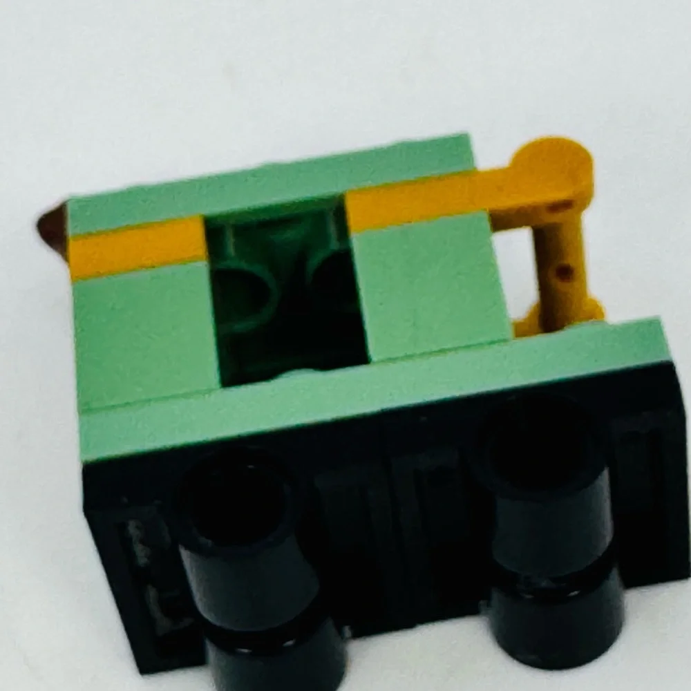 LEGO Professor Remus Lupin Minifigure Gray Jacket Green Vest W/Hogwarts Trolley